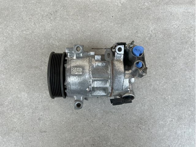 Компресор кліматичної установки 4471504722 DENSO