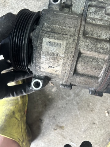 Насос кондиціонера A0022305011 MERCEDES