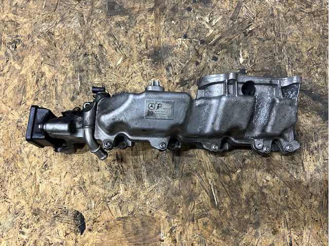 Колектор впускний A6400901037 MERCEDES