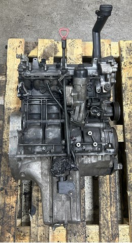 Блок двигуна A6680102505 MERCEDES