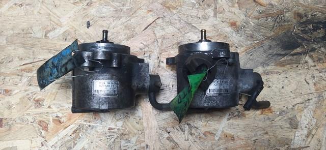 Насос вакуумний RF2A18G00A MAZDA