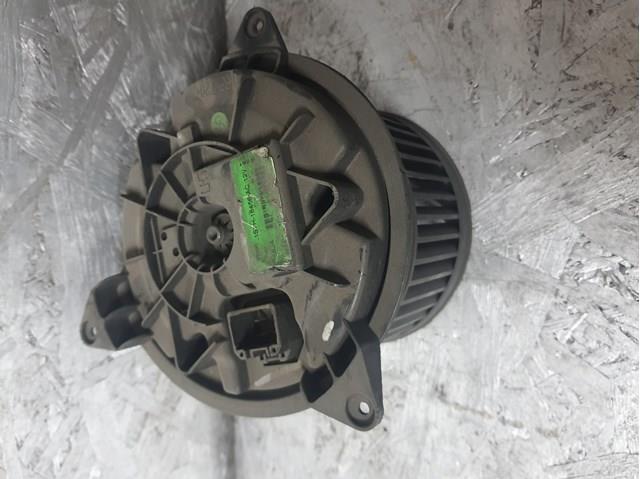 Мотор вентилятора печки (отопителя салона) 1S7H18456AC