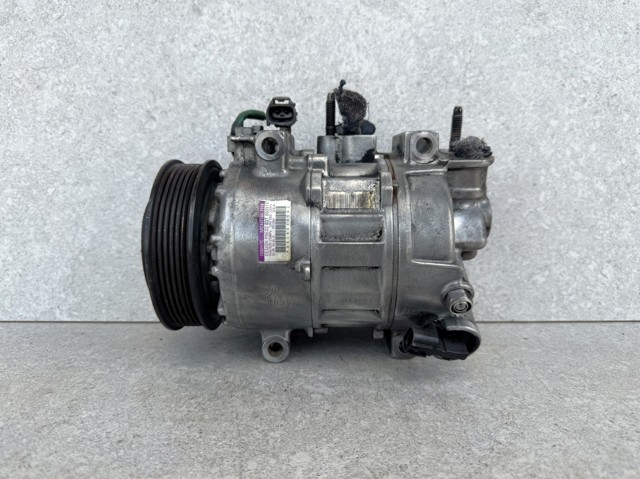 Компресор кліматичної установки 68160395AC CHRYSLER