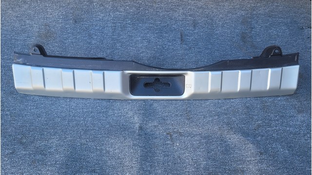 Накладка задньої панелі багажника 84992JG40A NISSAN