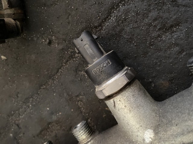 Манометри 0281002568 BOSCH