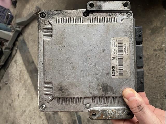 Комп'ютер двигуна 0281011325 BOSCH