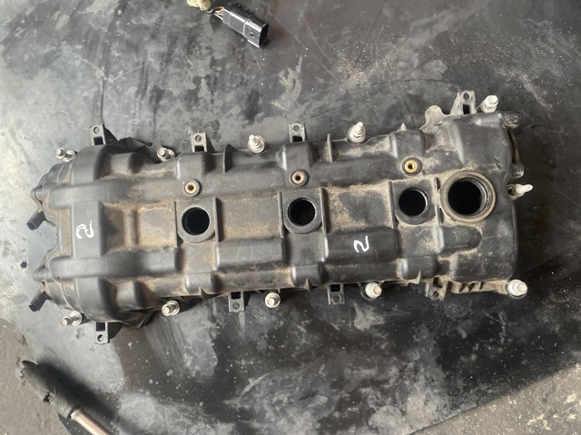 Кришка клапанна, права 05184068AI CHRYSLER
