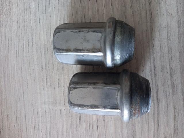 Гайка колеса 09596070 GM