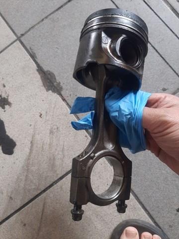 Поршня на 1 циліндр, STD 11257792745 BMW