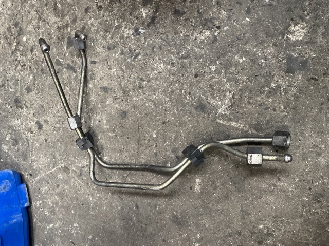 Трубка паливна, комплект 1570G5 PEUGEOT