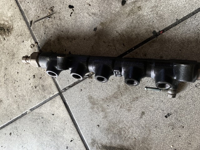 2381027021 Toyota