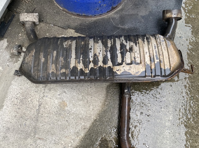 Вихлопна труба 287002E357 HYUNDAI