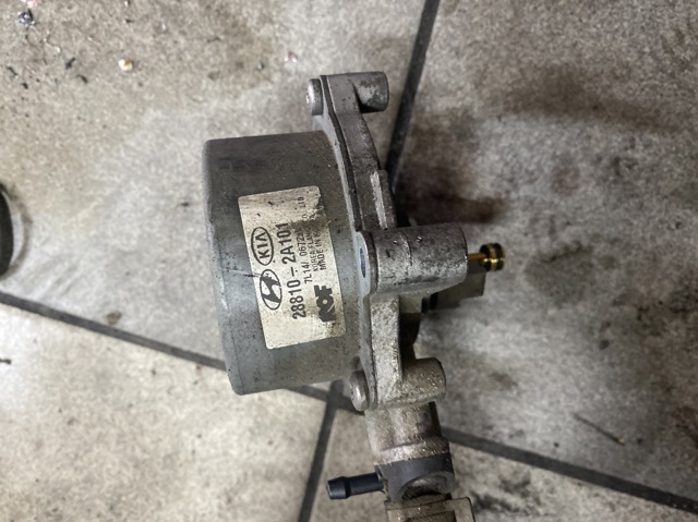 Насос вакуумний 288102A101 HYUNDAI