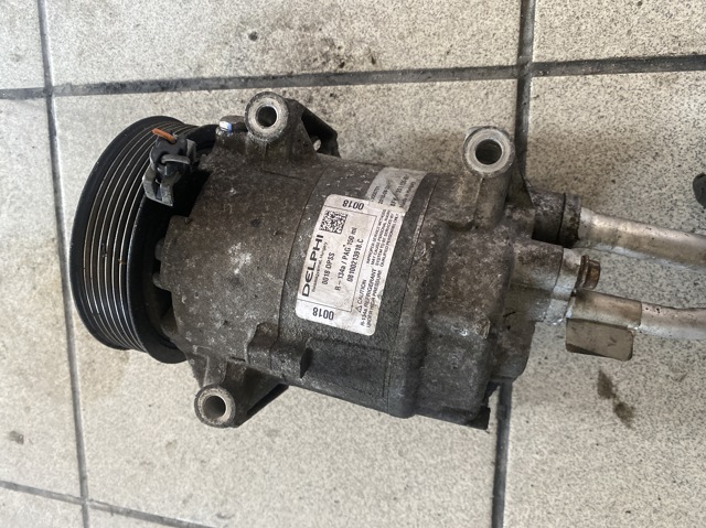 Компресор системи кондиціювання 351135061 HELLA