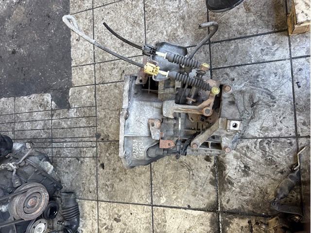 КПП в зборі 3M5R7002YF MAZDA