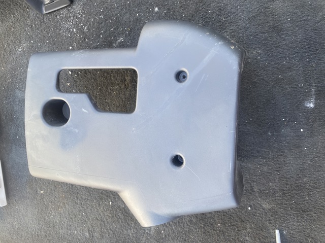 Накладка рульової колонки 484723849R RENAULT