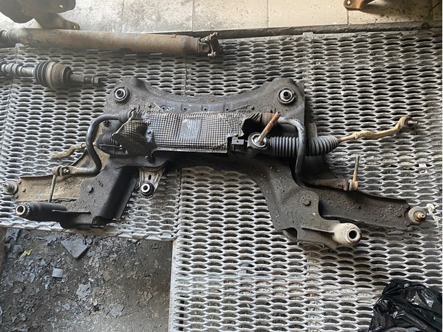 Рульова рейка 490018982R RENAULT