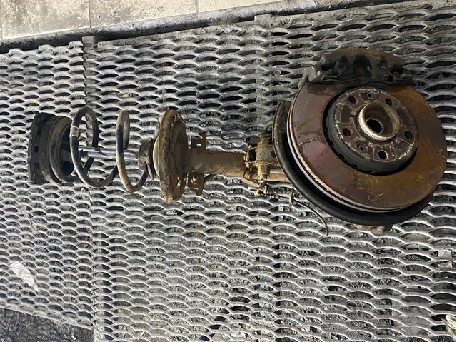 Опора стійки амортизатора переднього 543A06874R RENAULT