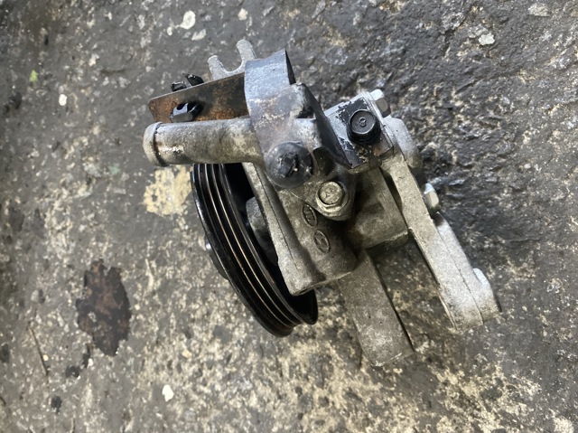 Насос ГПК 571002E000 HYUNDAI
