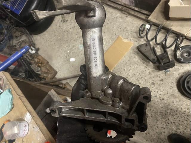 Помпа масляна 6031811320 MERCEDES