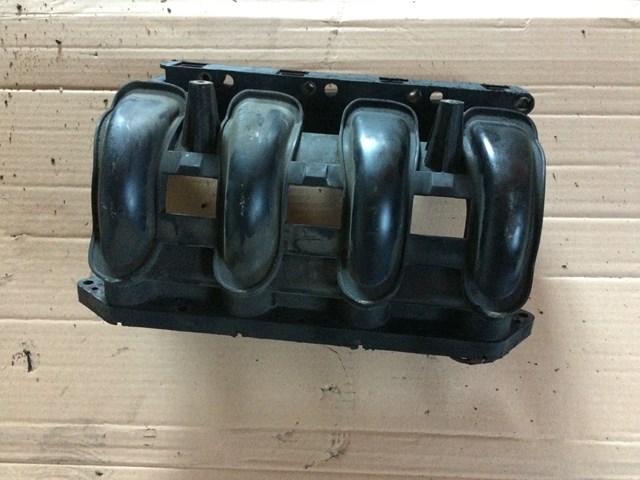 Колектор впускний 6110900637 MERCEDES