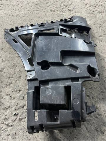 Направляюча заднього бампера, ліва 7400667 BMW