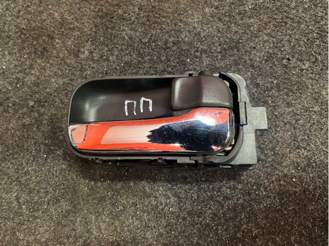 Ручка задніх дверей зовнішня 806708H602 NISSAN