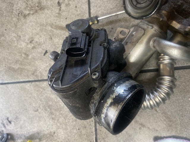 Клапан EGR, рециркуляції газів 8200222772 RENAULT