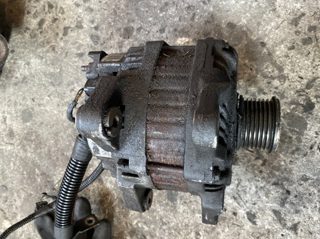 Авто генератор 8200404464 RENAULT