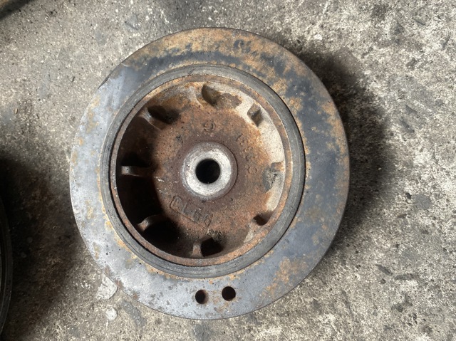 Шків колінвала 8200545437 RENAULT