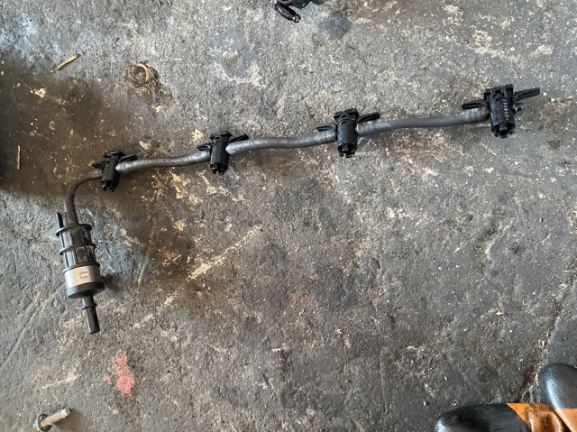 Трубка паливна, зворотня від форсунок 8200894668 RENAULT
