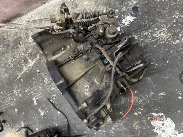 КПП в зборі 8H5 NISSAN