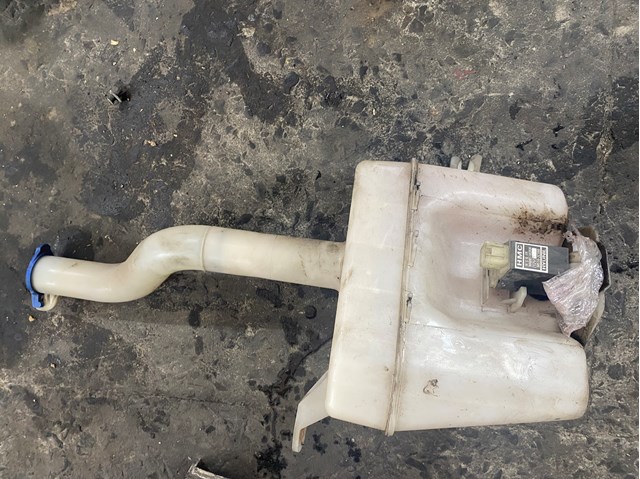 Бачок омивача лобового скла 986102E001 HYUNDAI