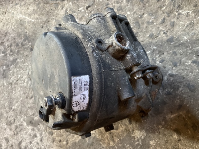 Авто генератор A0001502450 MERCEDES
