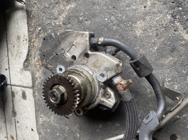 Насос паливний високого тиску (ПНВТ) - DIESEL A6420700201 MERCEDES