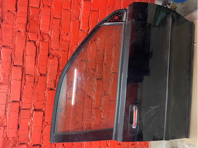 Дверка передня права H01008H7MM NISSAN