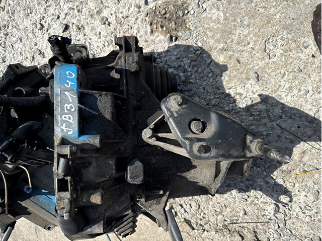 Механічна коробка перемикання передач JB3140 RENAULT