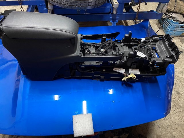Консоль центральна панелі керування LJ6Z78045A36AA FORD