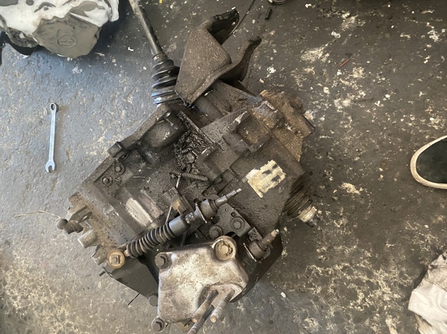 Коробка передач в зборі з головною передачею і диференціалом M56L2 VOLVO