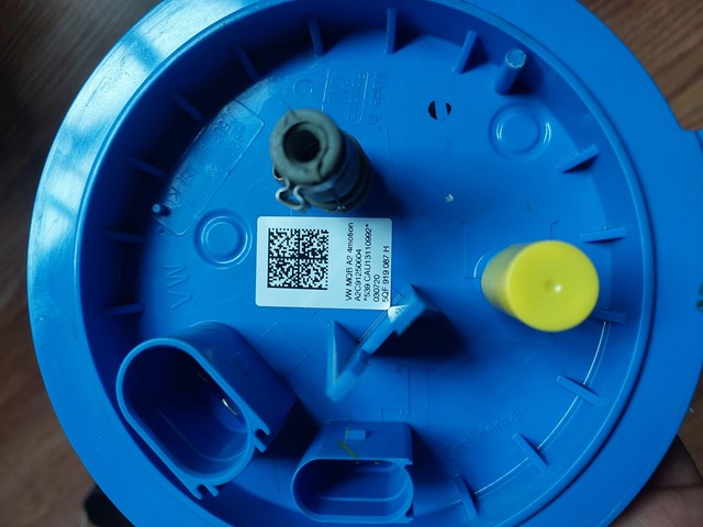 Модуль паливного насосу, з датчиком рівня палива Audi Q3