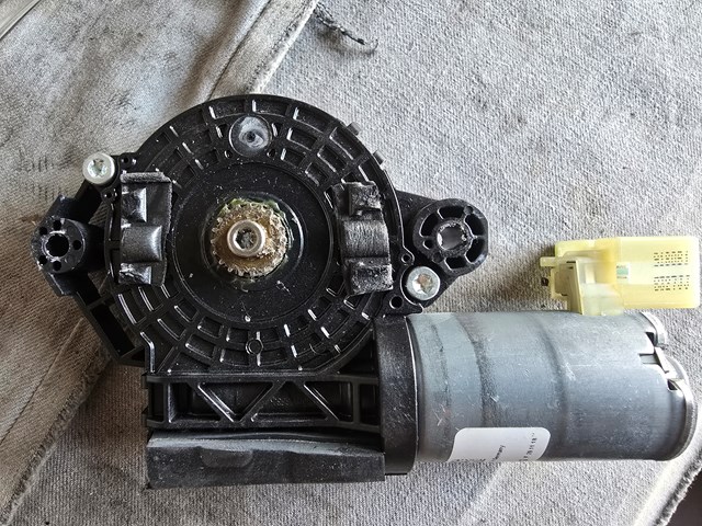 Двигун приводу люка 3G9877795G VAG