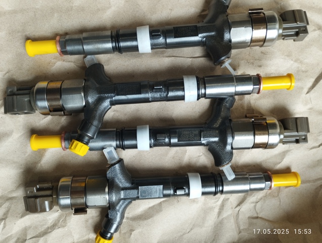 Форсунка інжектора 2367027030 DENSO