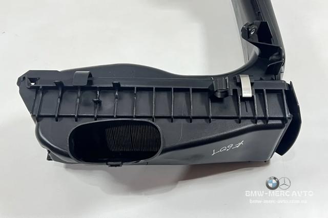Корпус повітряного фільтра 13718573761 BMW