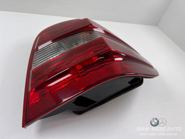 Задні ліхтарі 1648202264 MERCEDES