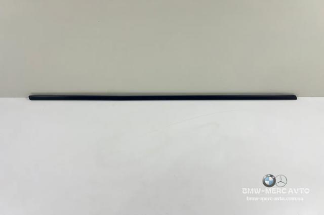 Молдинг передньої лівої двері 51137158533 BMW