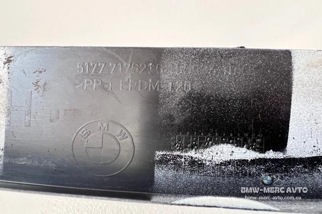 Молдинг арки крила переднього, правий 51777176236 BMW