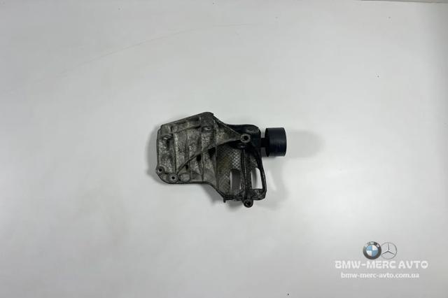 Кронштейн компресора кондиціонера 64557585167 BMW