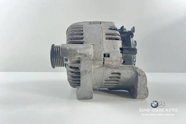 Генератор 7801173 BMW
