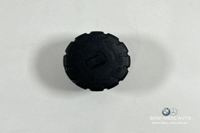 Кришка розширювального бачка A0005018215 MERCEDES