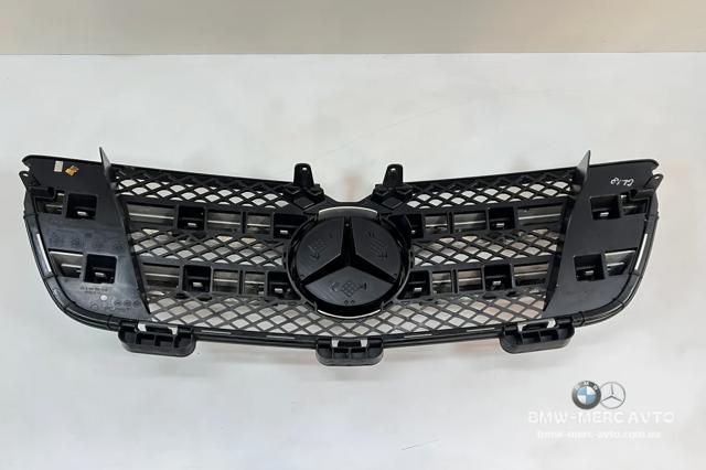 Облицювання радіатора A1648802785 MERCEDES